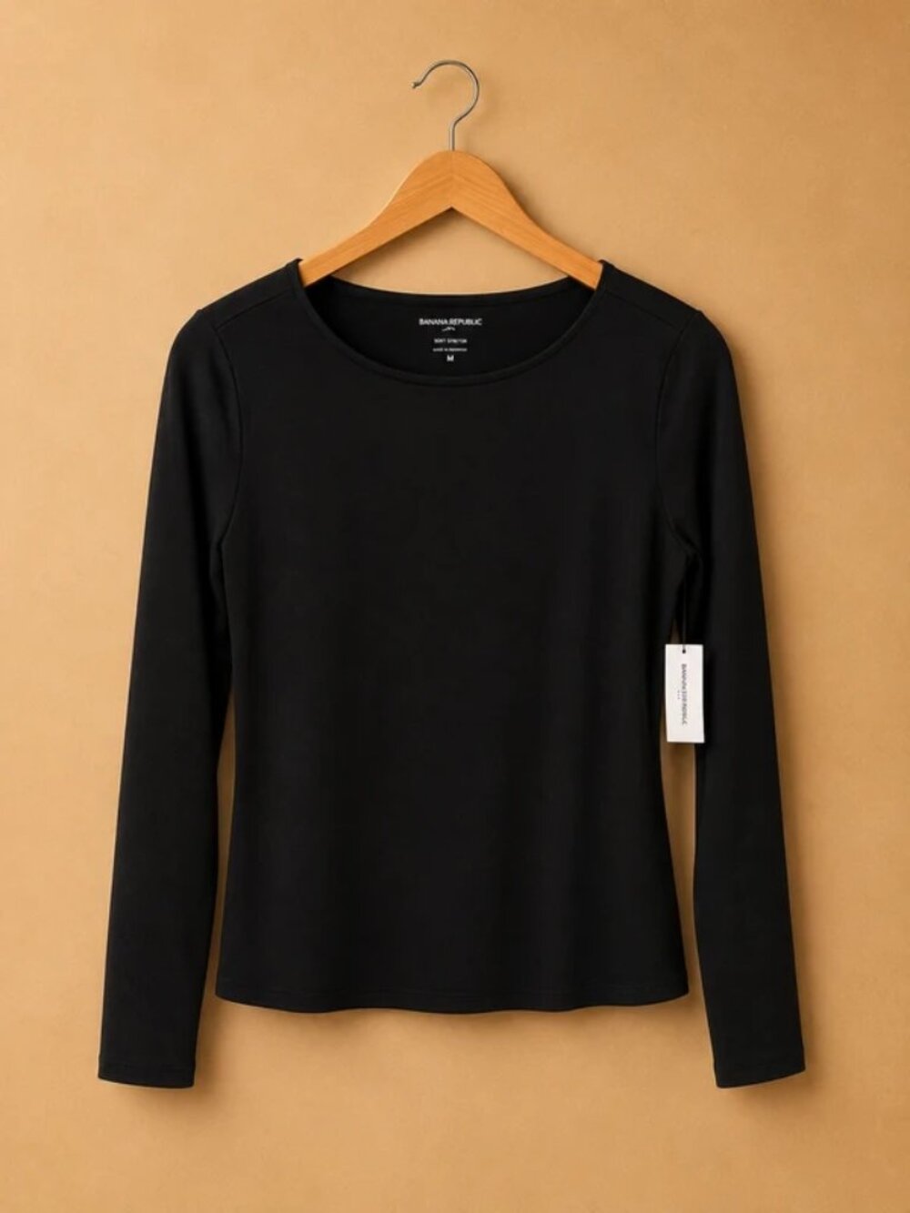 Banana Republic Soft Stretch Black Long Sleeve Top NWT Size M Minimal Chic